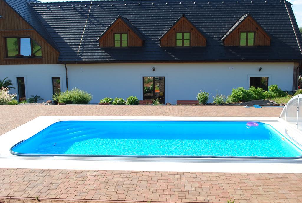 Statek Pod Lipou Hotel Pilníkov Екстериор снимка